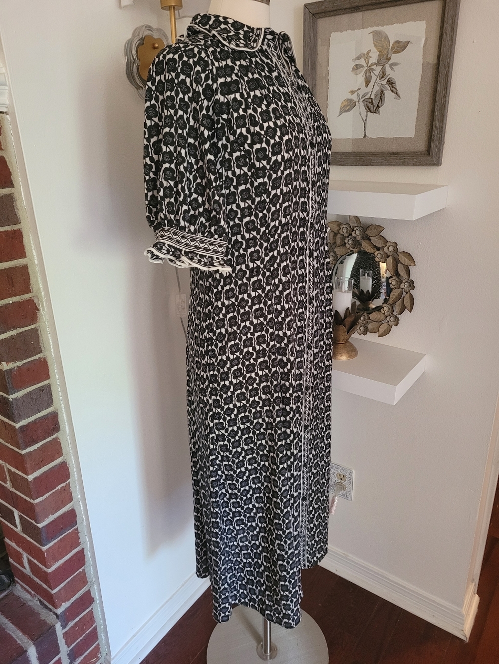 Max Studio Black and White Geometric-Print Midi Dress - Picture 5 of 12
